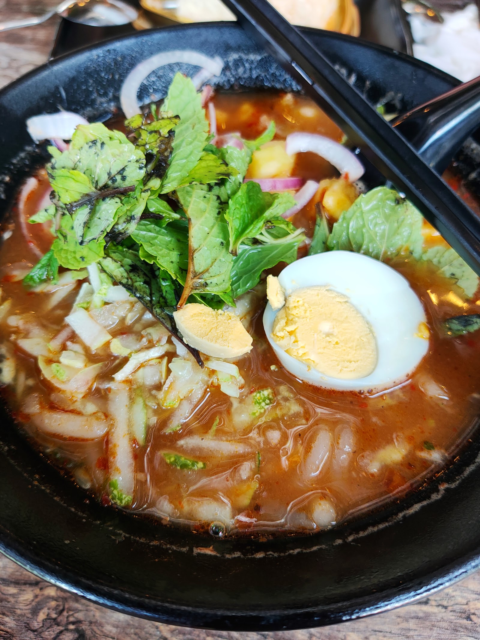 Tomyam Noodle Soup